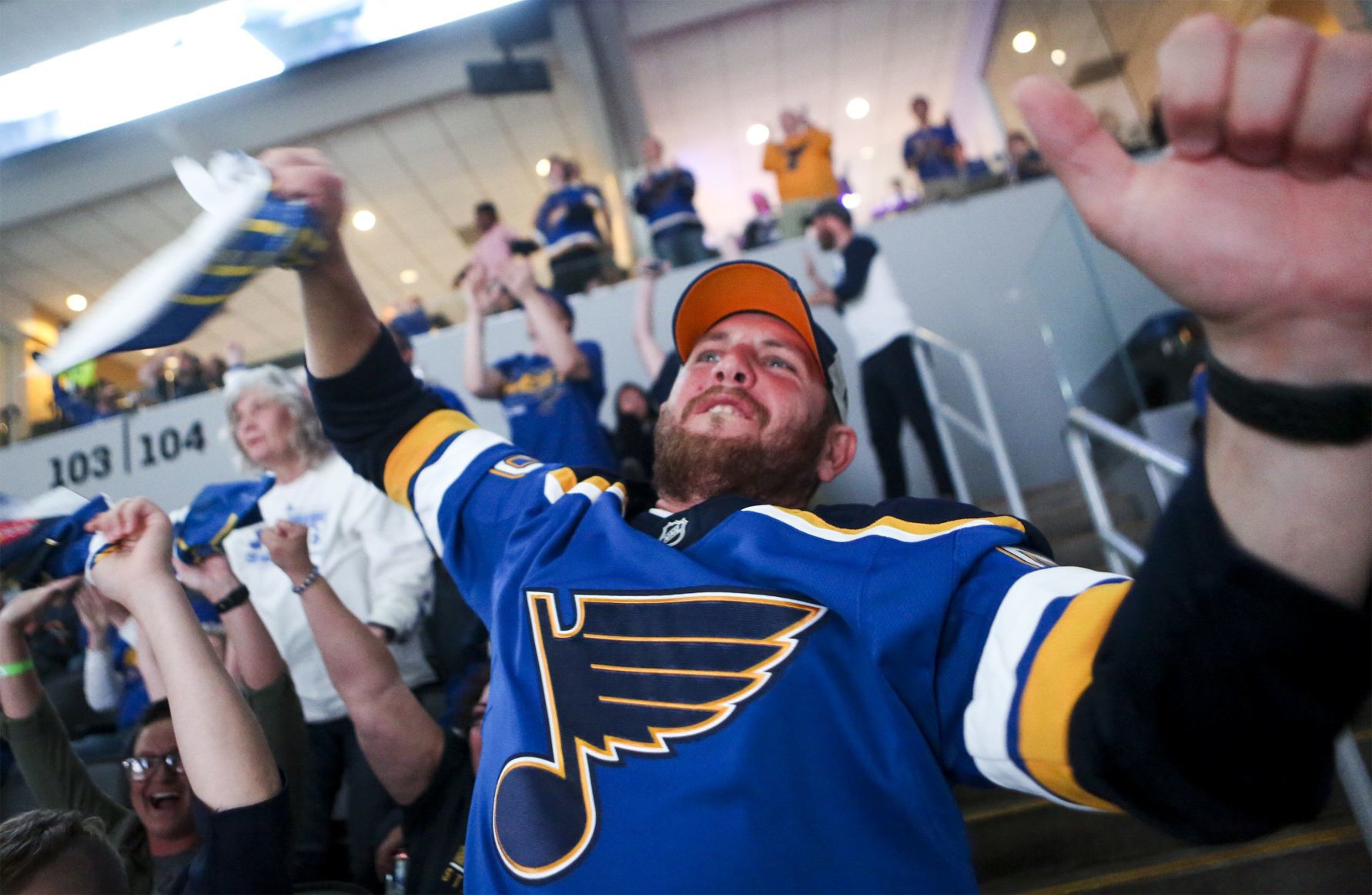 Stanley Cup: Fans watch Game 7 at Enterprise Center
